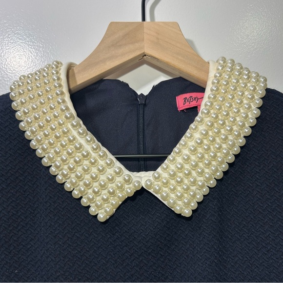 Betsey Johnson Pearl Collar Navy Dress Size 6 Fit and Flare - Picture 7 of 8